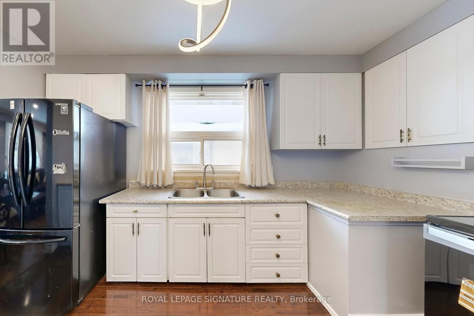 125 Wayne Avenue, Toronto, Ontario  M1R 1Y8 - Photo 10 - E12783054