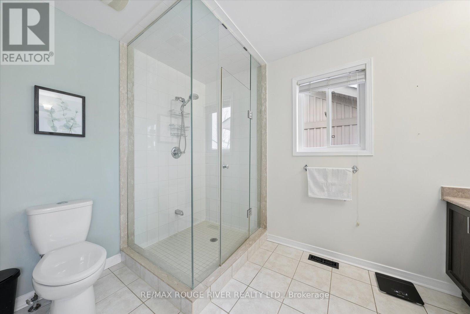 58 Bons Avenue, Clarington, Ontario  L1C 0B5 - Photo 19 - E12783056