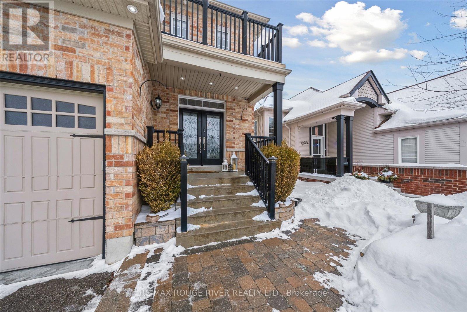 58 Bons Avenue, Clarington, Ontario  L1C 0B5 - Photo 2 - E12783056