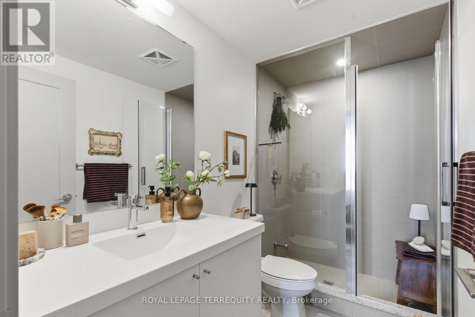 2004 - 2550 Simcoe Street N, Oshawa, Ontario  L1L 0R5 - Photo 21 - E12783090