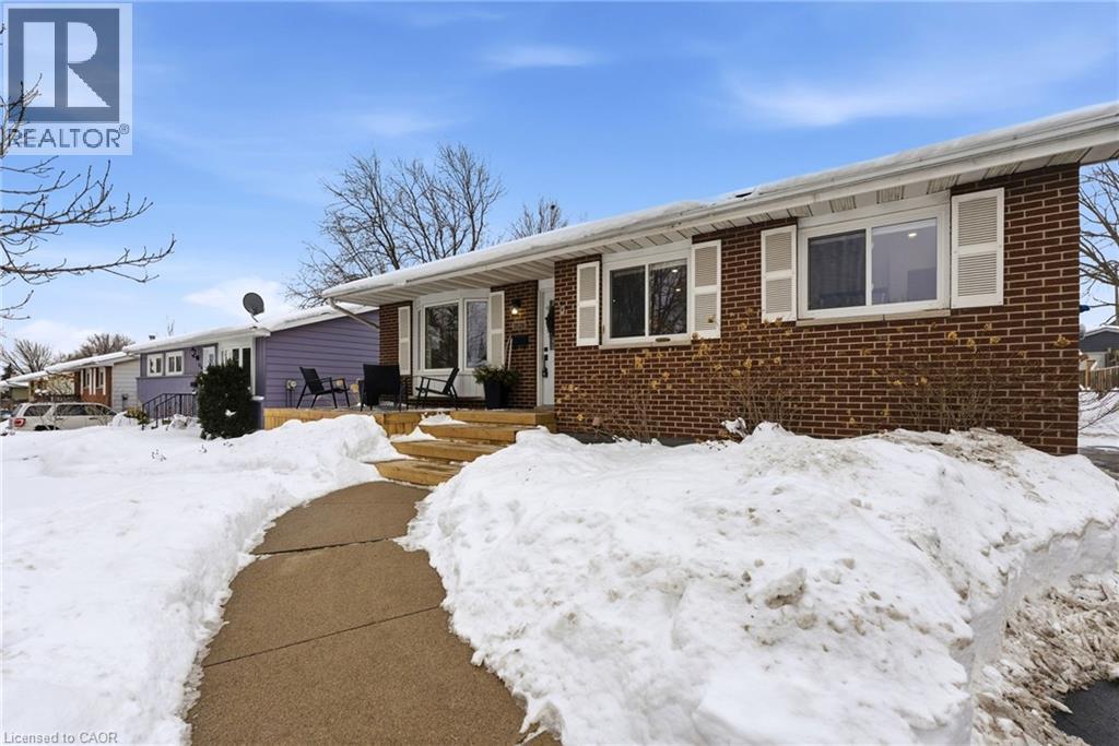 2128 Falmouth Terrace, Burlington, Ontario  L7P 1X9 - Photo 4 - 40804812