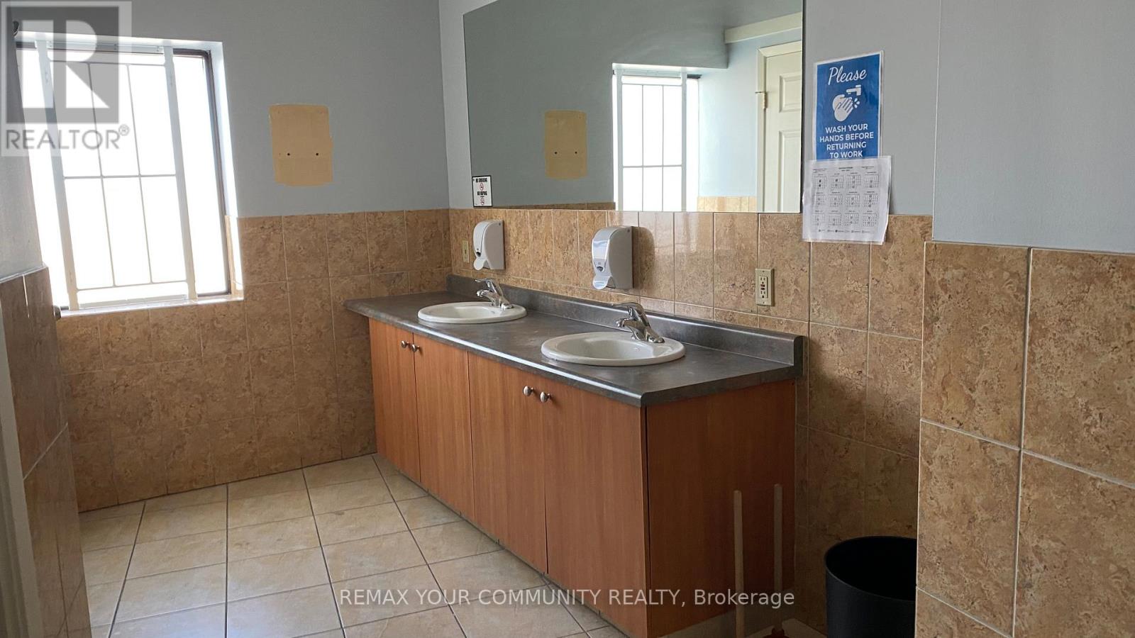 14 - 580 Steven Court, Newmarket (Stonehaven-Wyndham), Ontario  L3Y 6Z2 - Photo 10 - N12782894