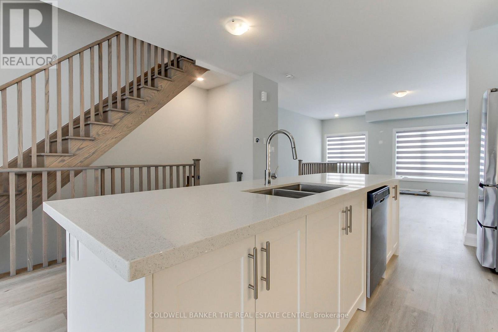 1481 Purchase Place, Innisfil, Ontario  L0L 1W0 - Photo 11 - N12782938