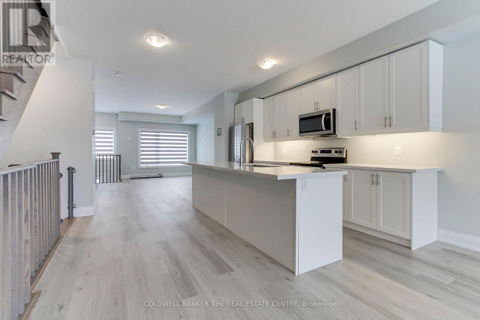 1481 Purchase Place, Innisfil, Ontario  L0L 1W0 - Photo 15 - N12782938