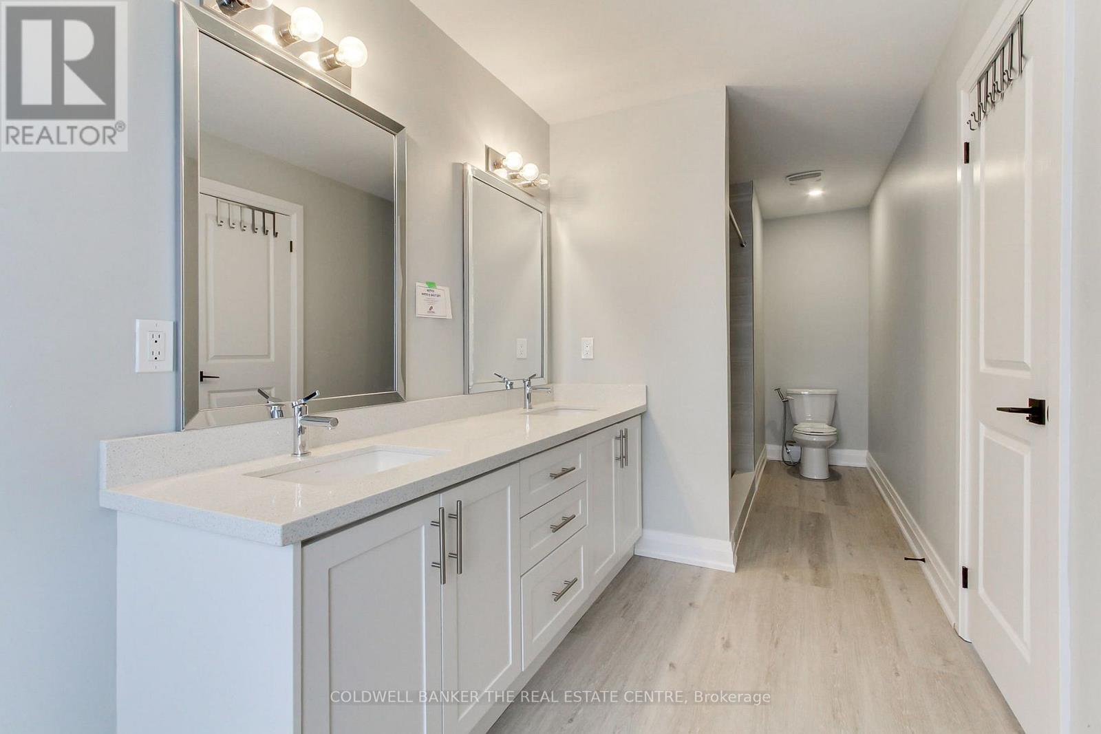 1481 Purchase Place, Innisfil, Ontario  L0L 1W0 - Photo 25 - N12782938