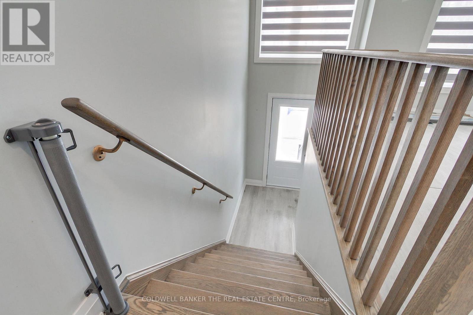 1481 Purchase Place, Innisfil, Ontario  L0L 1W0 - Photo 3 - N12782938