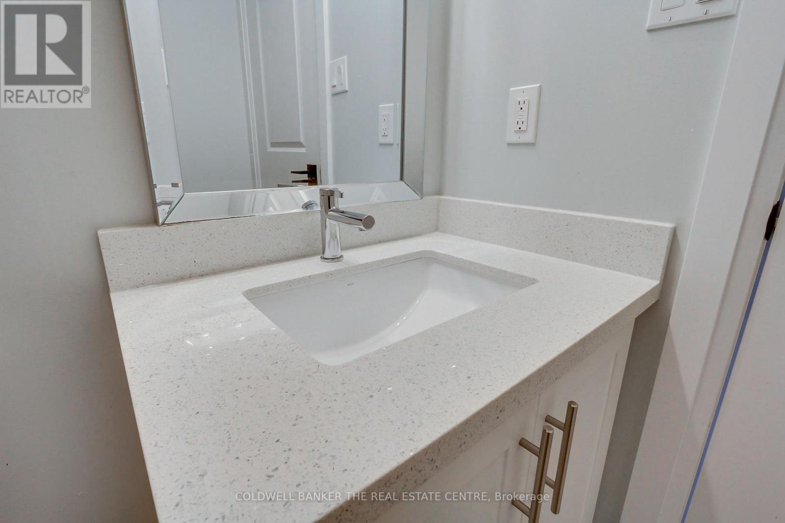 1481 Purchase Place, Innisfil, Ontario  L0L 1W0 - Photo 31 - N12782938