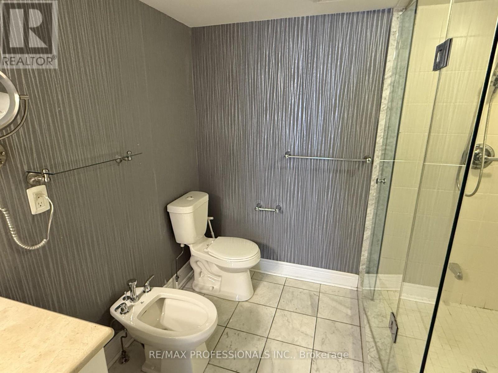 72 Upper Duke Crescent, Markham, Ontario  L6G 0B6 - Photo 20 - N12782946