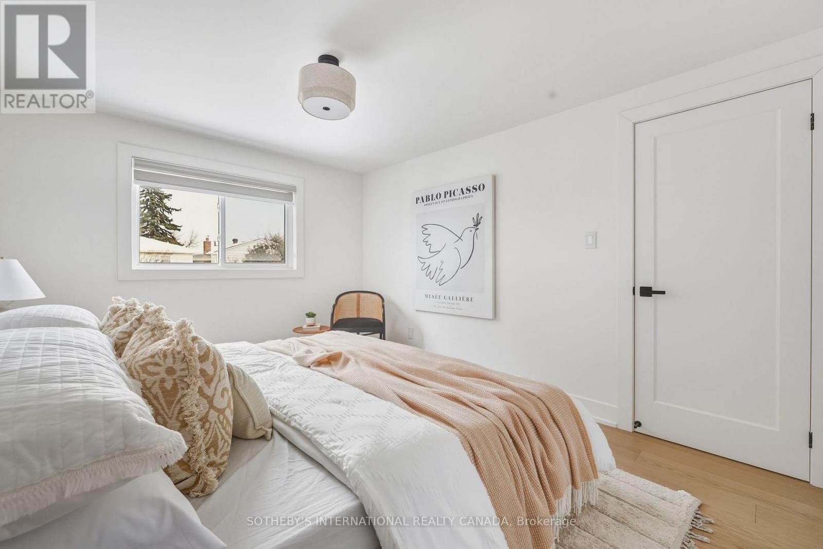 4 Dersingham Crescent, Markham, Ontario  L3T 4E7 - Photo 38 - N12782984