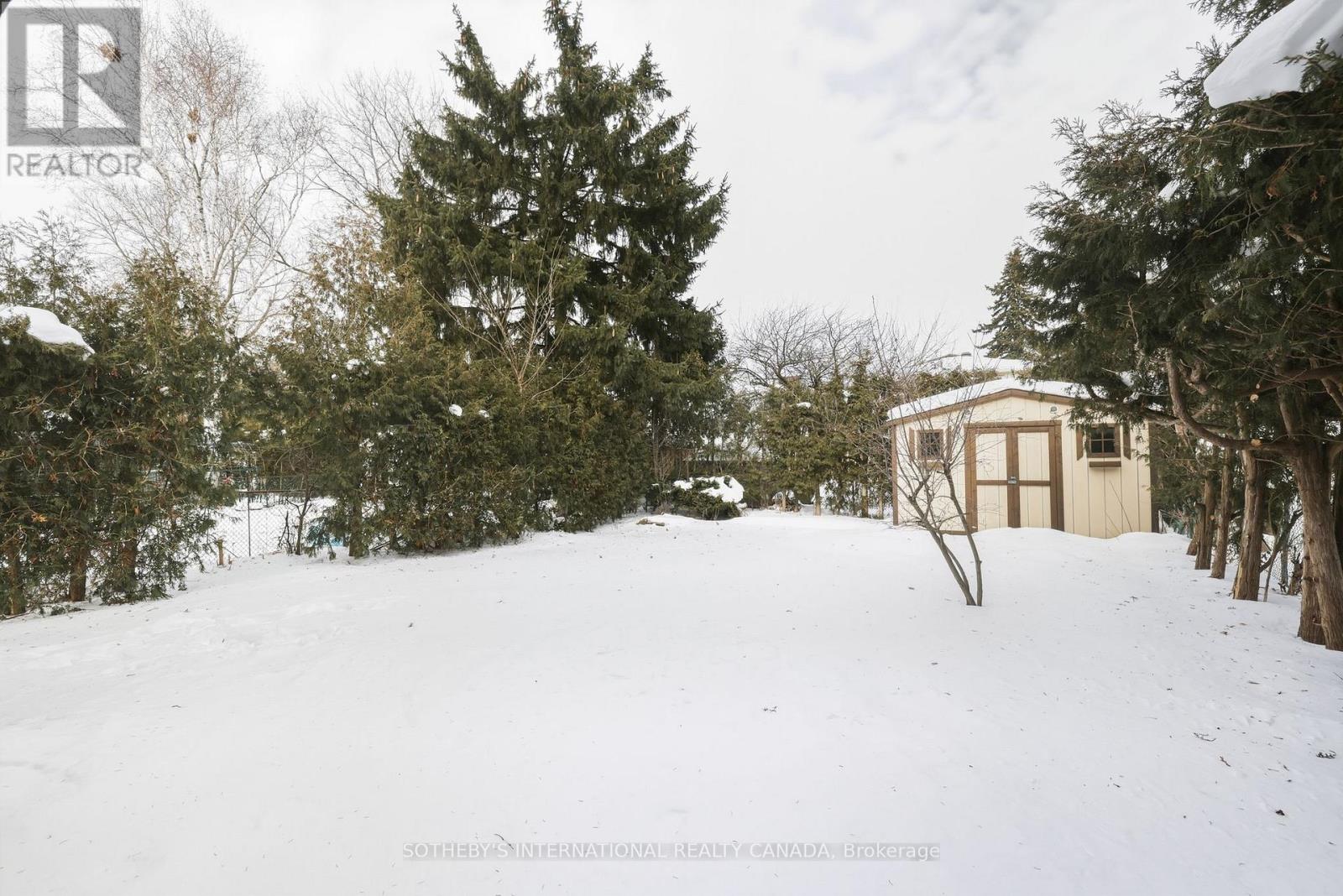 4 Dersingham Crescent, Markham, Ontario  L3T 4E7 - Photo 49 - N12782984