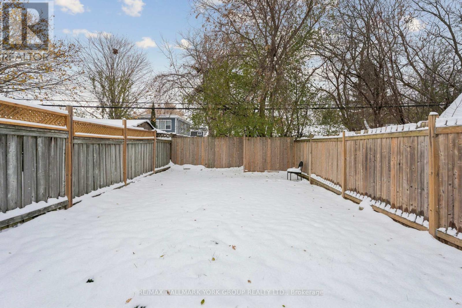 (East) - 351 Winnifred Drive, Georgina, Ontario  L4P 3B6 - Photo 12 - N12783004