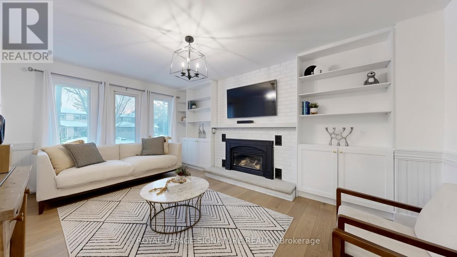 3 Freeman Road, Markham, Ontario  L3P 4E9 - Photo 2 - N12783018