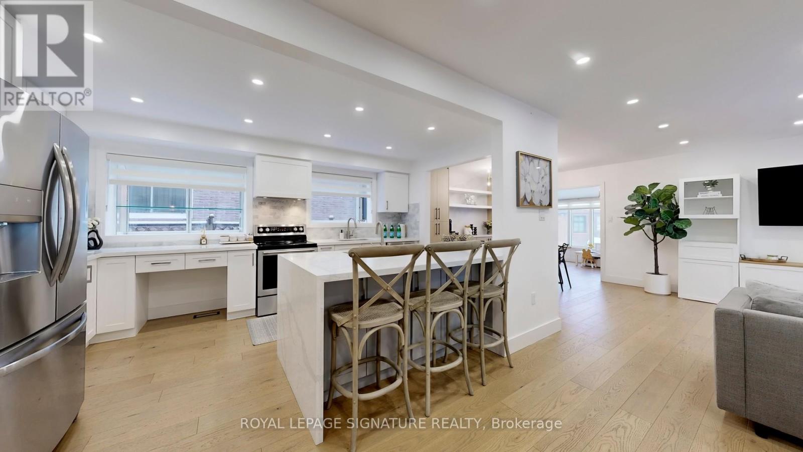 3 Freeman Road, Markham, Ontario  L3P 4E9 - Photo 4 - N12783018