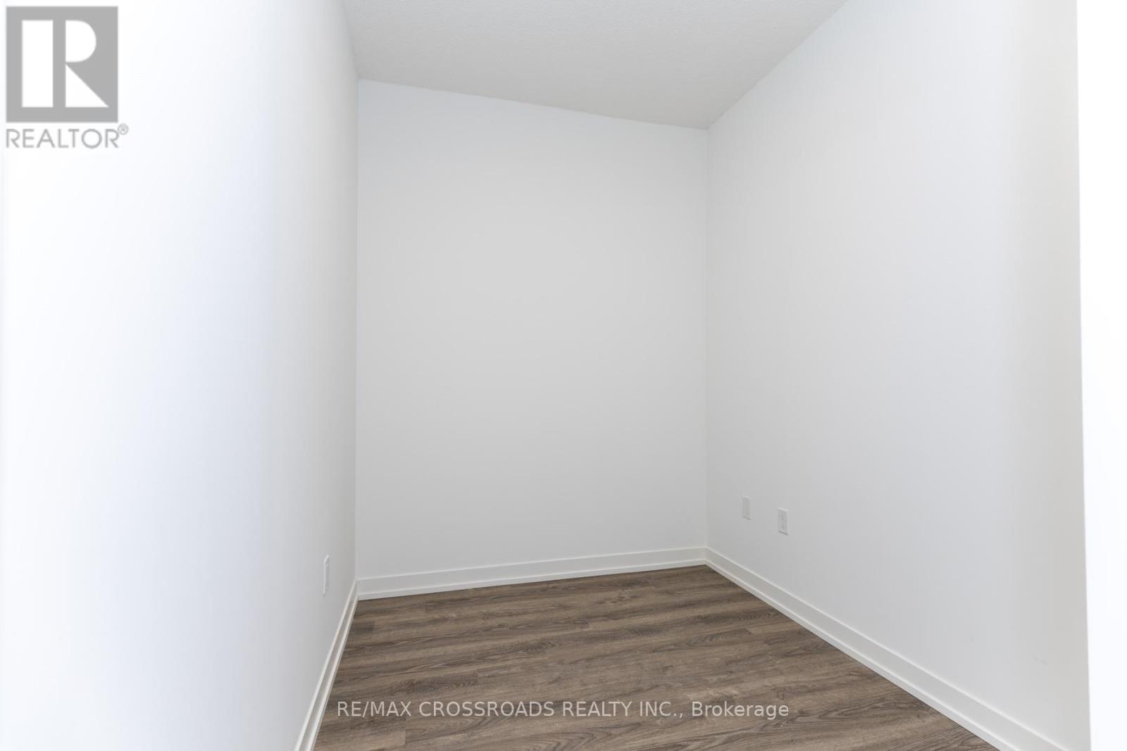 5807 - 8 Interchange Way, Vaughan, Ontario  L4K 5Z7 - Photo 21 - N12783042