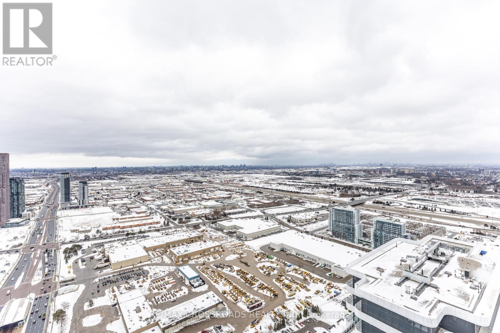 5807 - 8 Interchange Way, Vaughan, Ontario  L4K 5Z7 - Photo 31 - N12783042