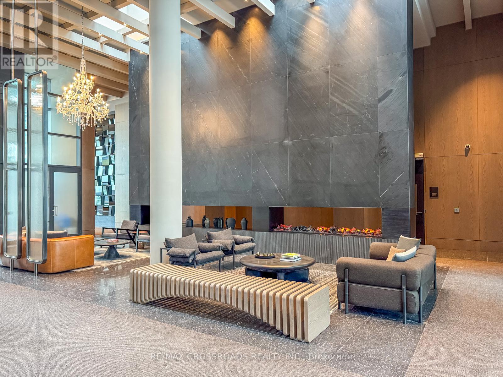 5807 - 8 Interchange Way, Vaughan, Ontario  L4K 5Z7 - Photo 32 - N12783042