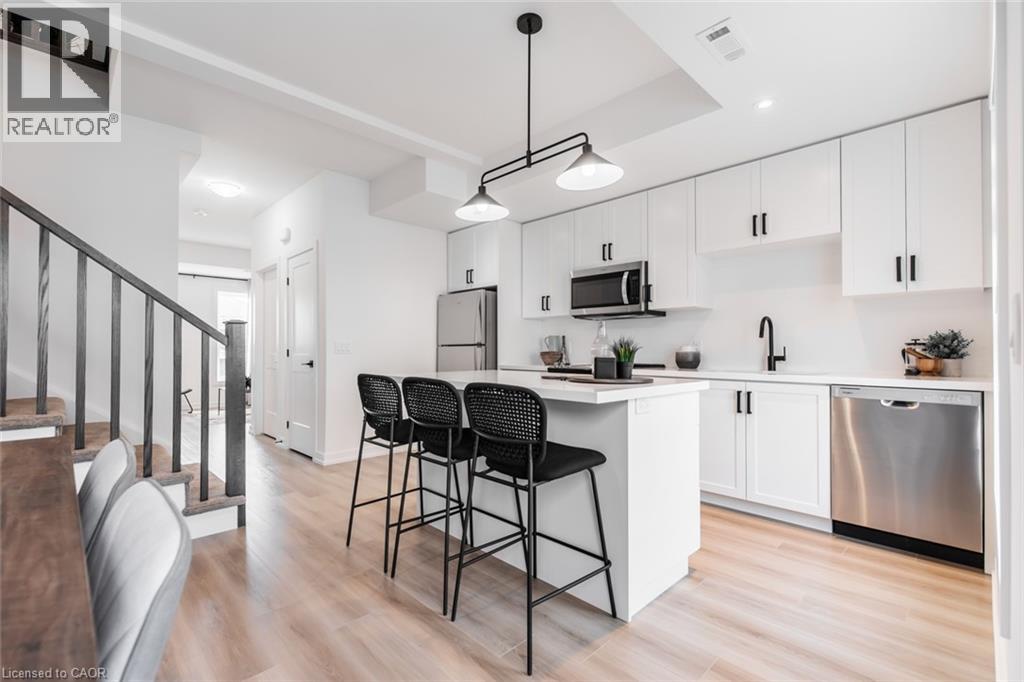 205 Burke Street, Waterdown, Ontario  L8B 2A9 - Photo 7 - 40804308