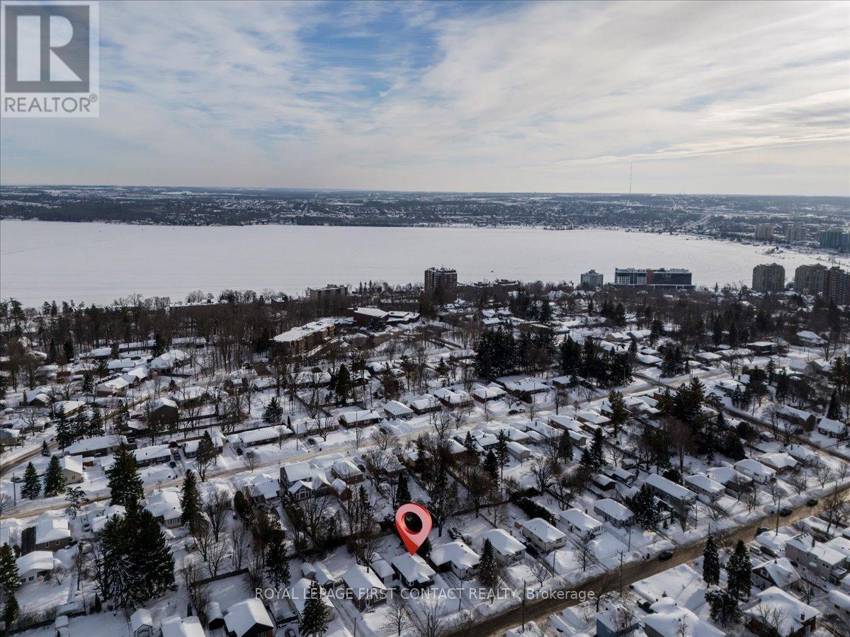 159 Codrington Street, Barrie, Ontario  L4M 1R9 - Photo 37 - S12756394