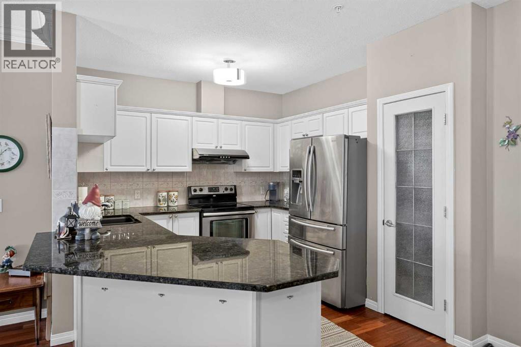 1207, 1207 Lake Fraser Court Se, Calgary, Alberta  T2J 7H4 - Photo 5 - A2281933