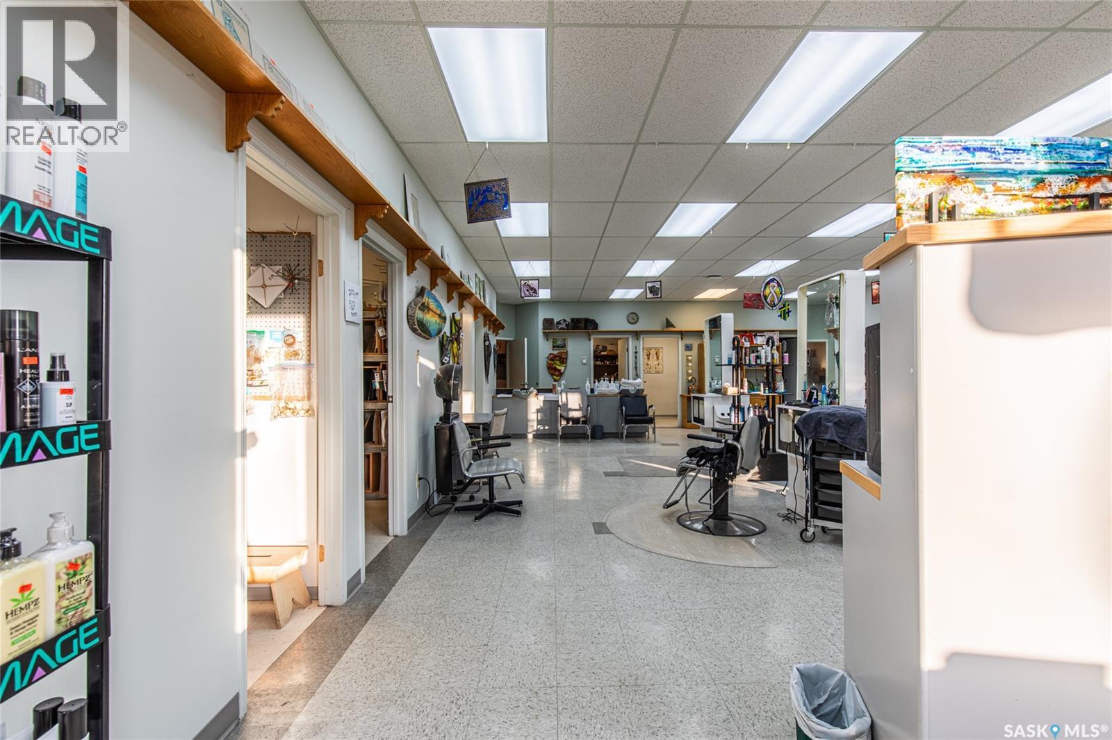 301 4th Avenue Sw, Moose Jaw, Saskatchewan  S6H 5V2 - Photo 12 - SK028433