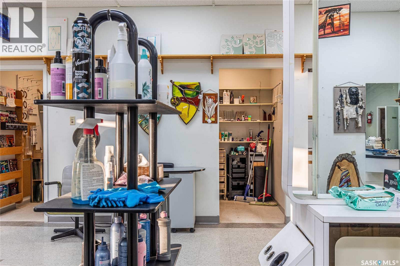 301 4th Avenue Sw, Moose Jaw, Saskatchewan  S6H 5V2 - Photo 16 - SK028433