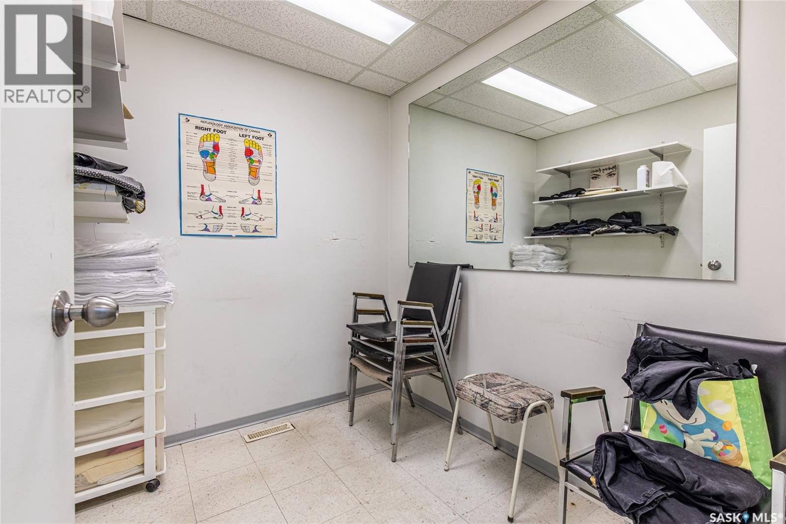 301 4th Avenue Sw, Moose Jaw, Saskatchewan  S6H 5V2 - Photo 27 - SK028433