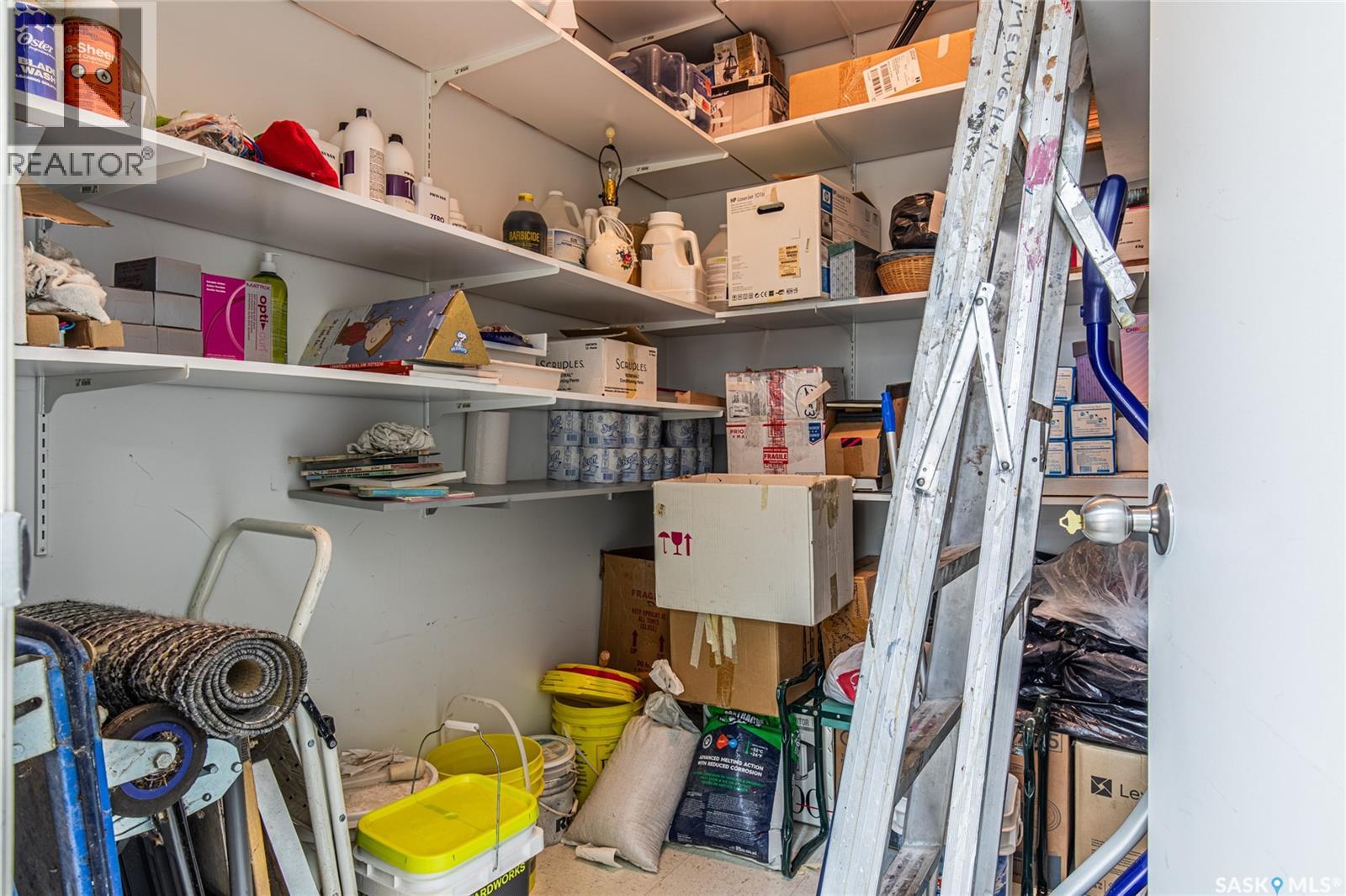 301 4th Avenue Sw, Moose Jaw, Saskatchewan  S6H 5V2 - Photo 30 - SK028433