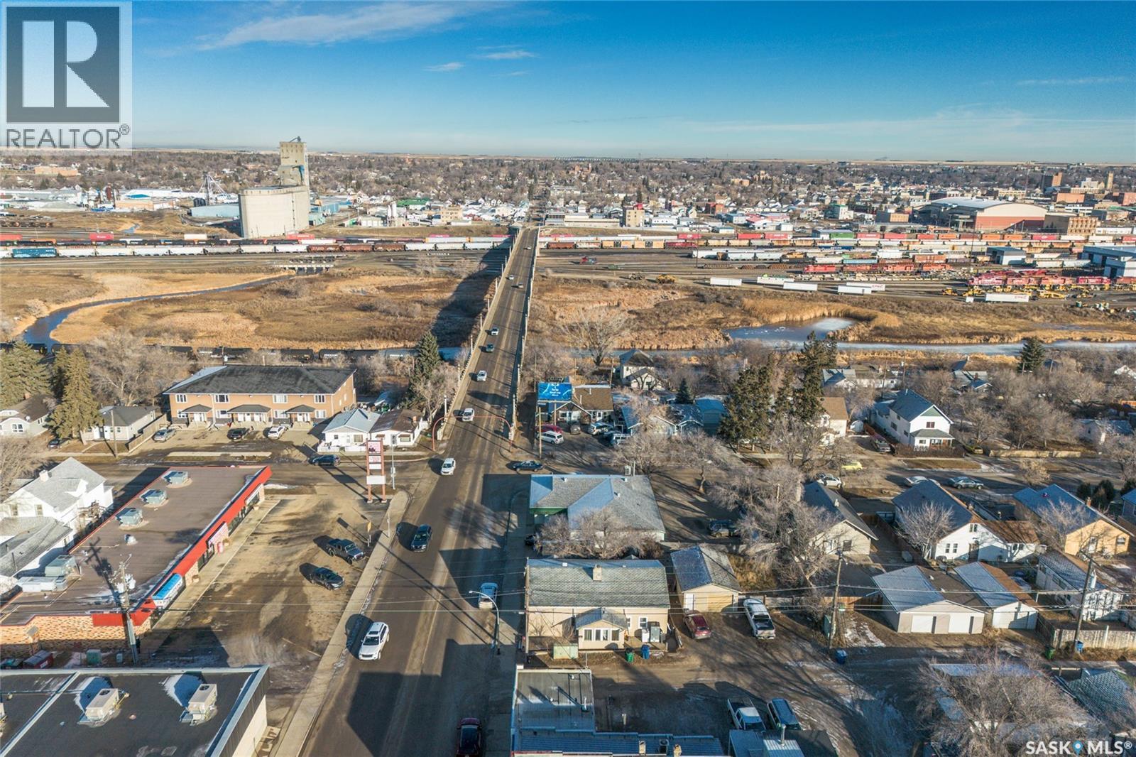 301 4th Avenue Sw, Moose Jaw, Saskatchewan  S6H 5V2 - Photo 48 - SK028433