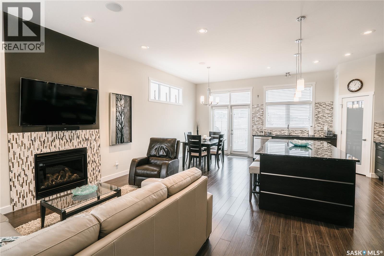 458 Teal Lane, Saskatoon, Saskatchewan  S7T 0R2 - Photo 2 - SK028418