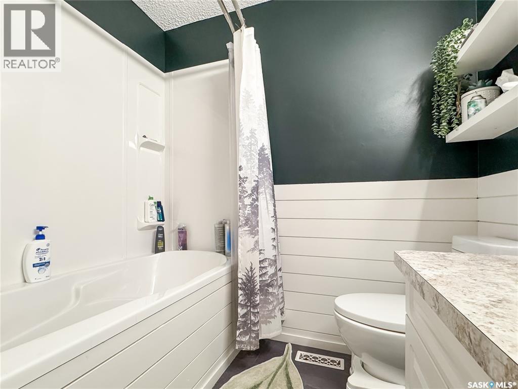 321 Arthur Street, Cut Knife, Saskatchewan  S0M 0N0 - Photo 9 - SK028414