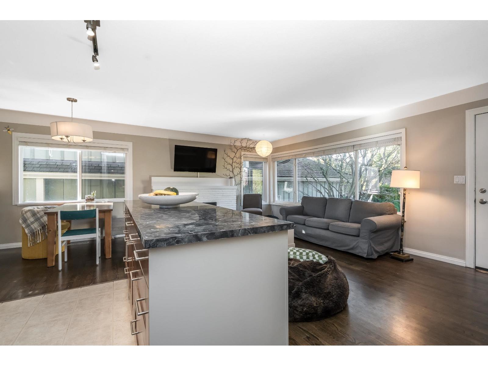 14780 32 Avenue, Surrey, British Columbia  V4P 2J7 - Photo 5 - R3088313