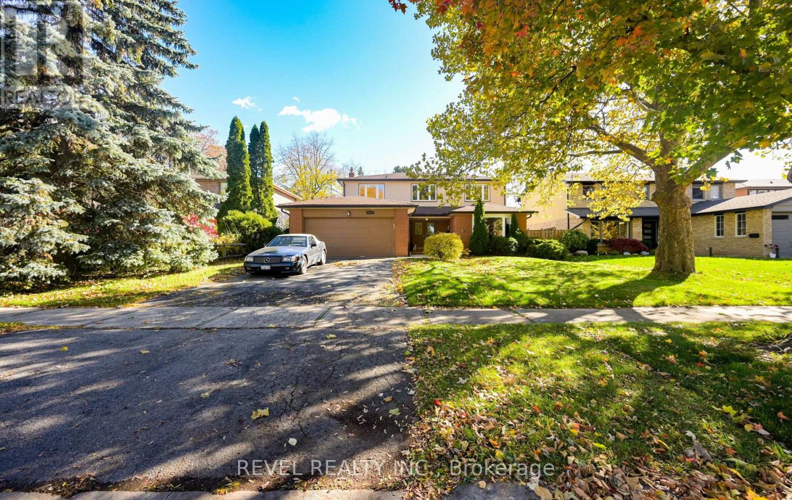 1034 FREDONIA DRIVE, Mississauga, Ontario