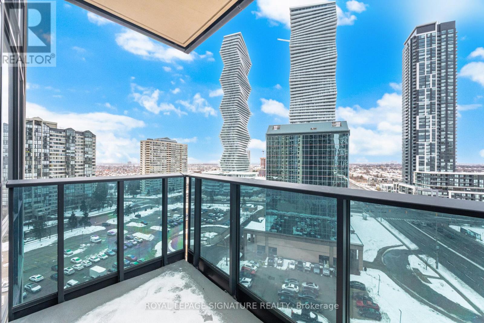 1402 - 330 Burnhamthorpe Road W, Mississauga, Ontario  L5B 0E1 - Photo 36 - W12782904