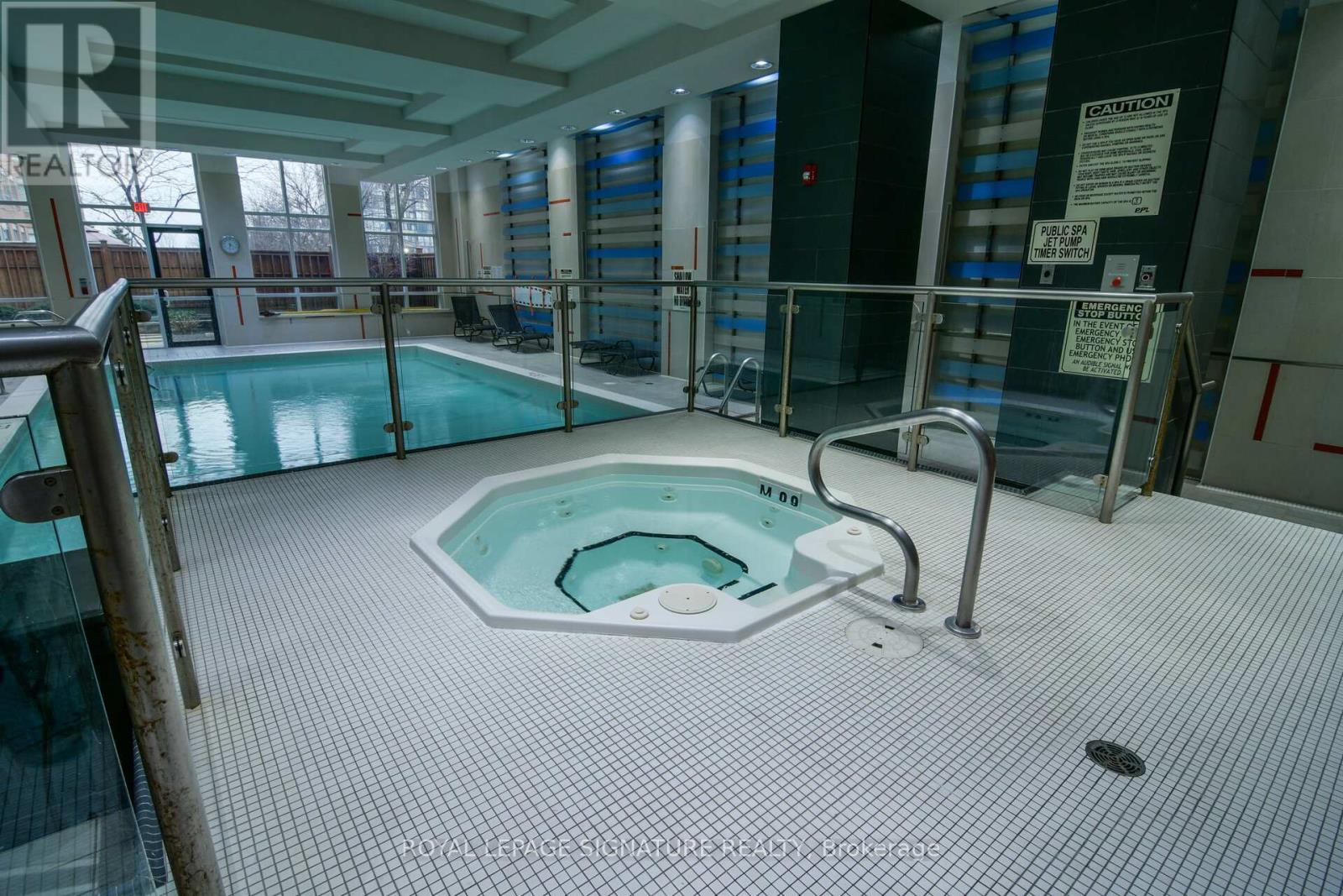 1402 - 330 Burnhamthorpe Road W, Mississauga, Ontario  L5B 0E1 - Photo 43 - W12782904