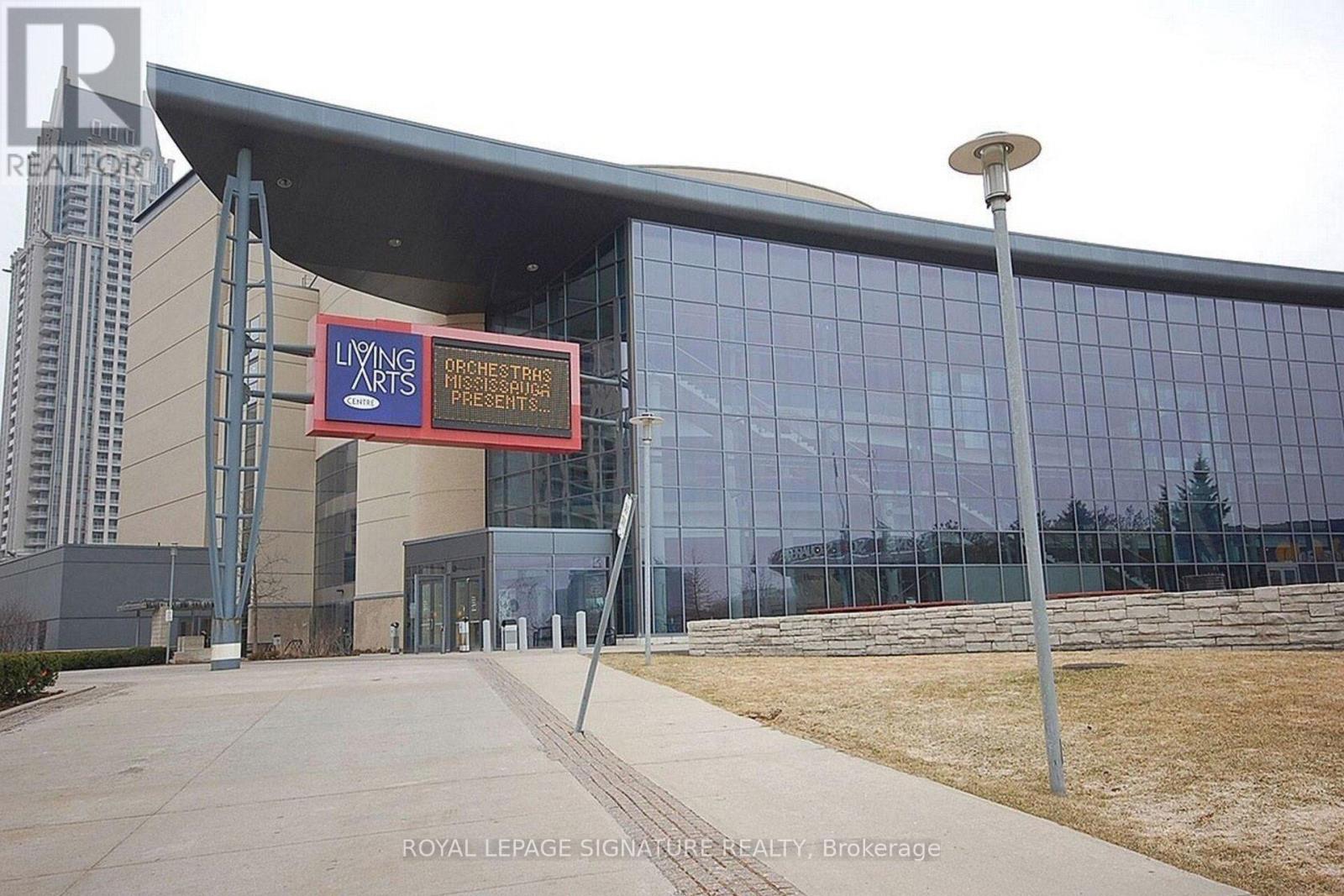 1402 - 330 Burnhamthorpe Road W, Mississauga, Ontario  L5B 0E1 - Photo 46 - W12782904