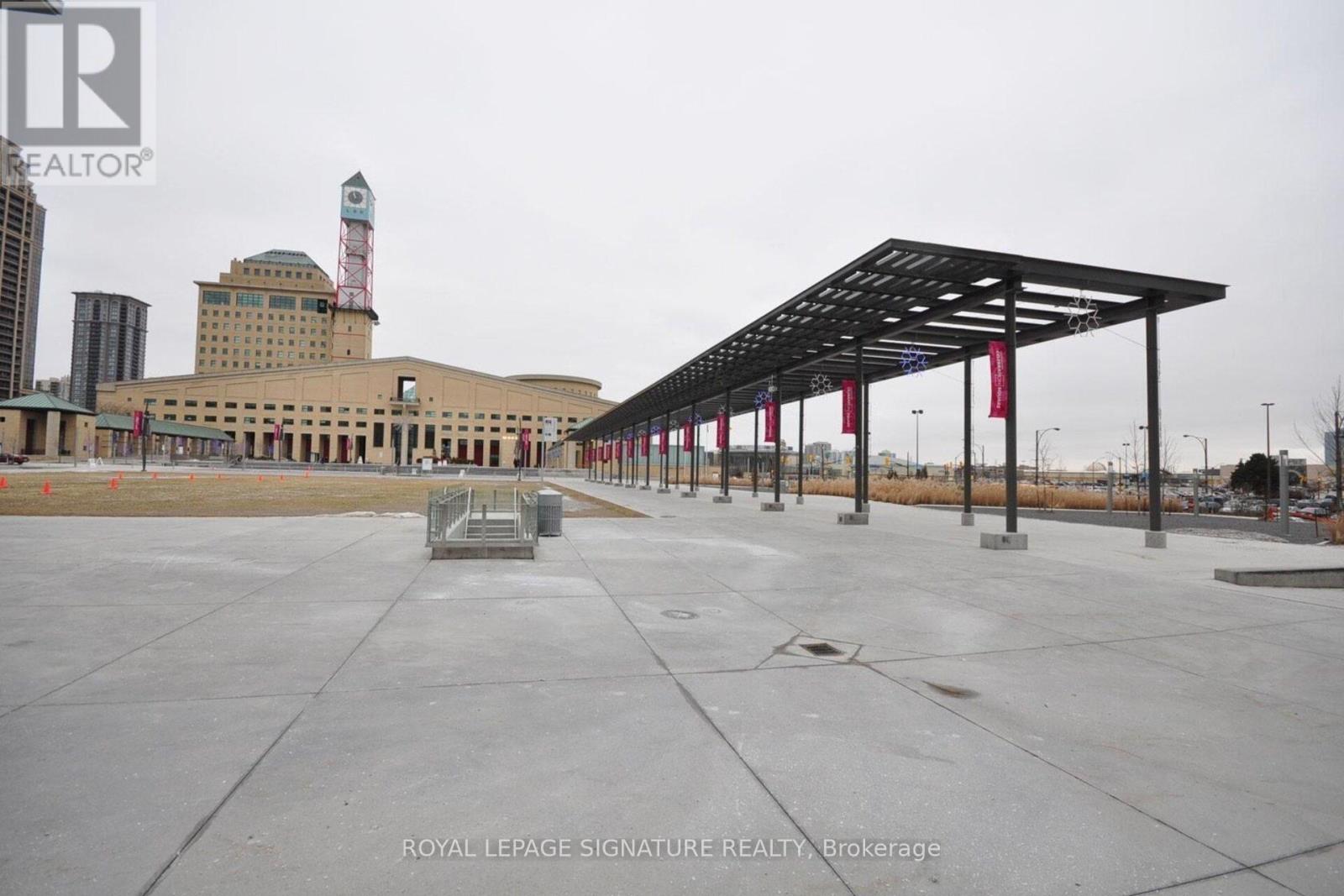 1402 - 330 Burnhamthorpe Road W, Mississauga, Ontario  L5B 0E1 - Photo 47 - W12782904