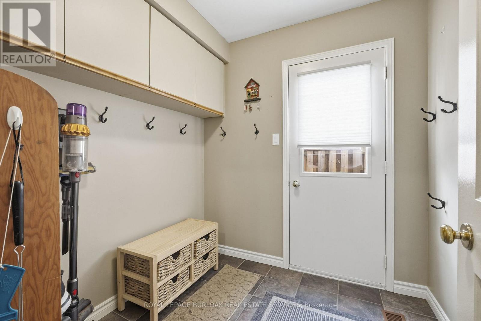 2026 Quail Valley Drive, Burlington, Ontario  L7M 2T5 - Photo 19 - W12782940