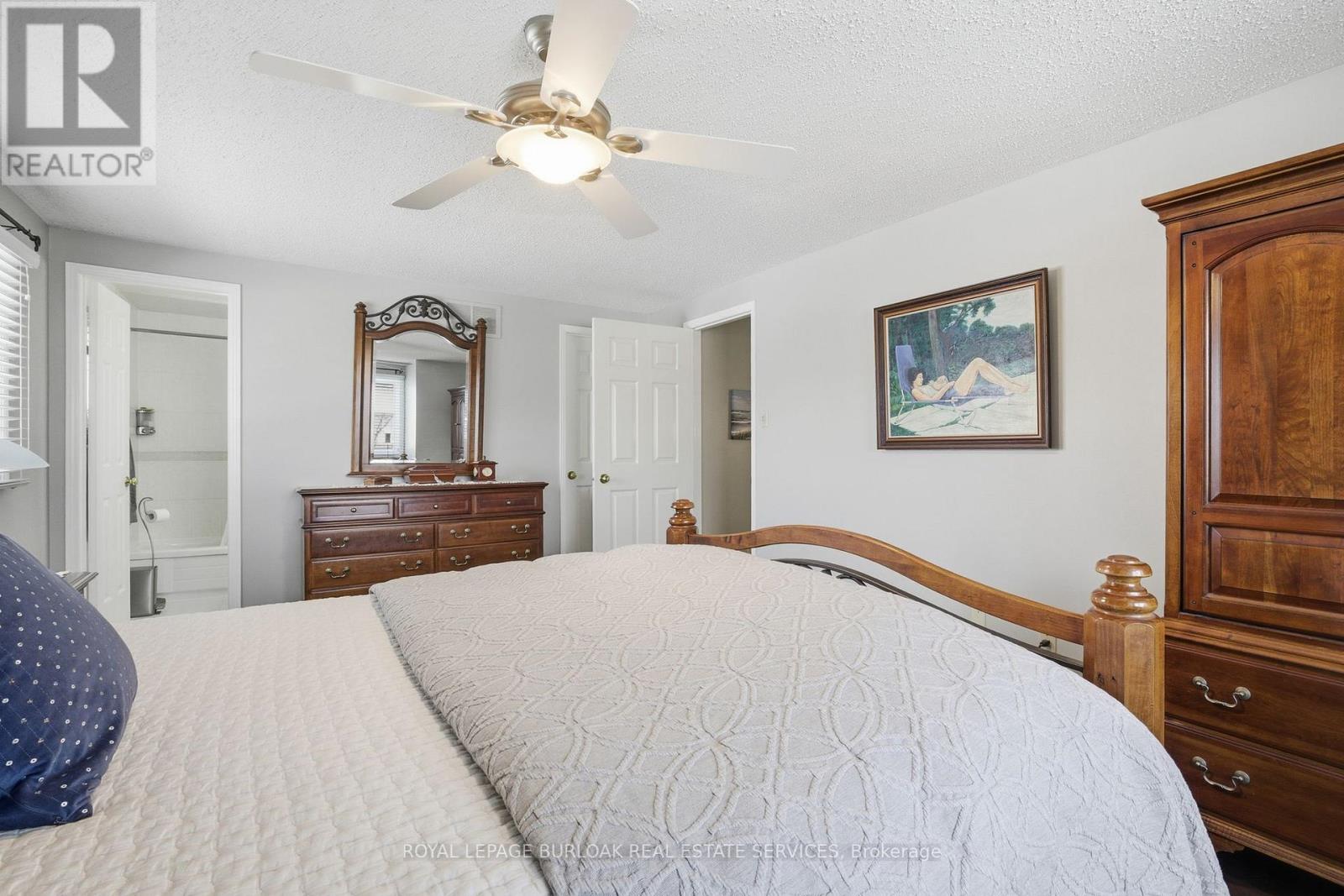 2026 Quail Valley Drive, Burlington, Ontario  L7M 2T5 - Photo 23 - W12782940