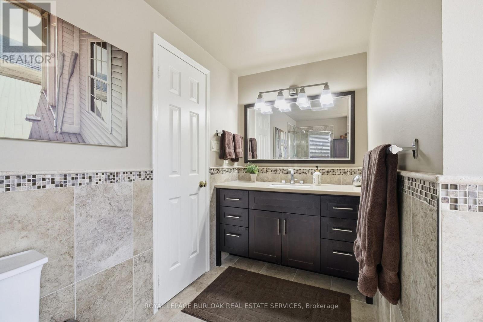 2026 Quail Valley Drive, Burlington, Ontario  L7M 2T5 - Photo 29 - W12782940