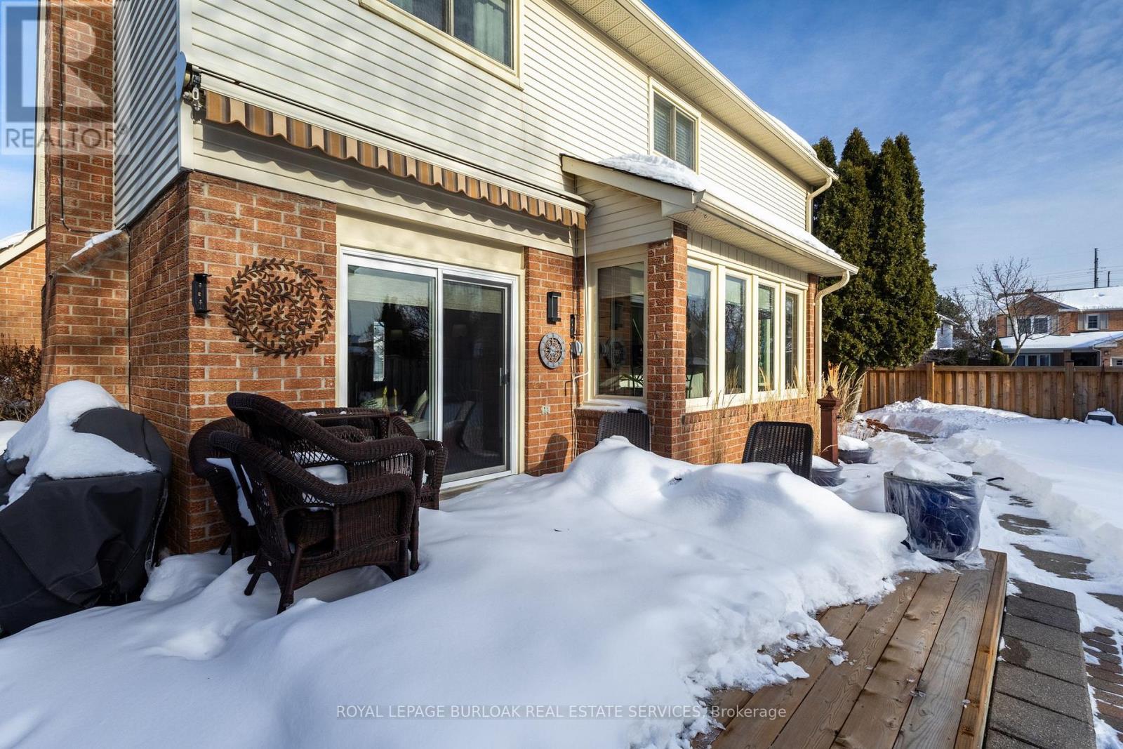 2026 Quail Valley Drive, Burlington, Ontario  L7M 2T5 - Photo 36 - W12782940
