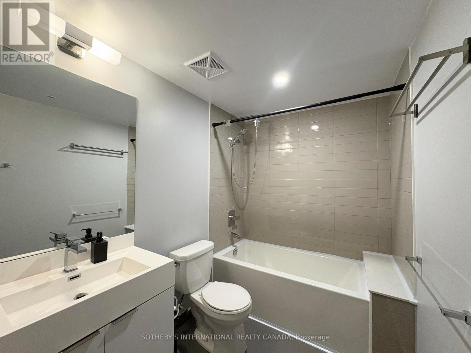 706 - 20 Thomas Riley Road, Toronto, Ontario  M9B 0C3 - Photo 14 - W12782962