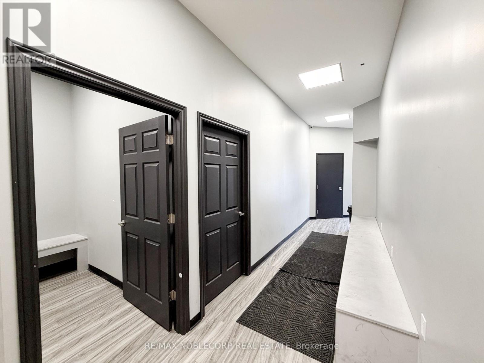 1 - 8 Automatic Road, Brampton (Gore Industrial North), Ontario  L6S 5N4 - Photo 11 - W12782986