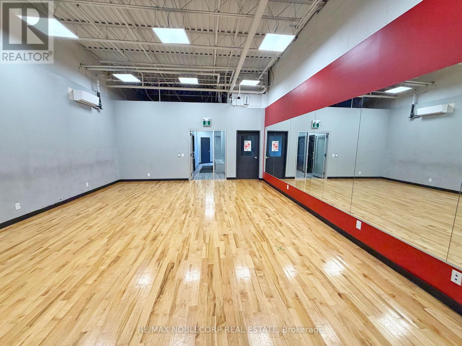 1 - 8 Automatic Road, Brampton (Gore Industrial North), Ontario  L6S 5N4 - Photo 8 - W12782986