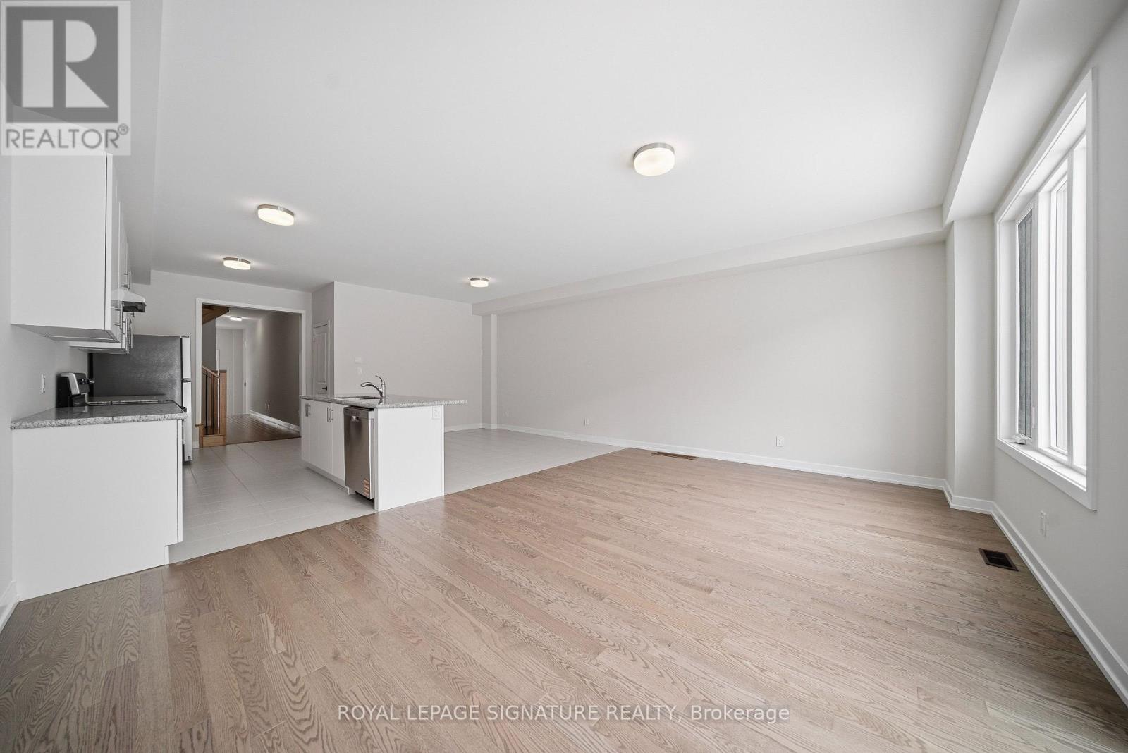 1201 Dartmouth Crescent, Oakville, Ontario  L6H 8C3 - Photo 16 - W12782998