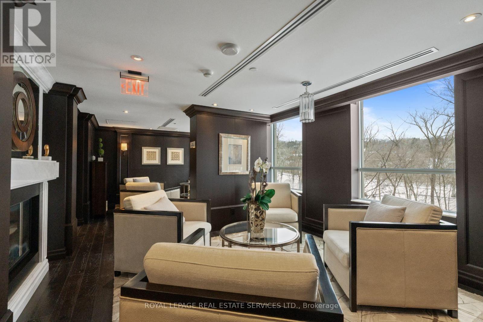 512 - 30 Old Mill Road, Toronto, Ontario  M8X 0A5 - Photo 4 - W12783002