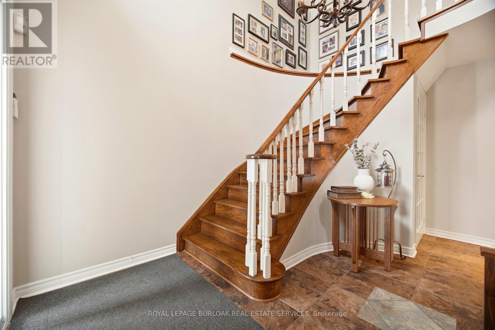 375 Parkridge Crescent, Oakville, Ontario  L6M 1A8 - Photo 22 - W12783022