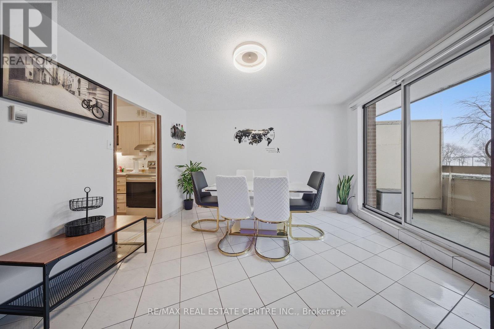 207 - 3577 Derry Road, Mississauga, Ontario  L4T 1B3 - Photo 14 - W12783060