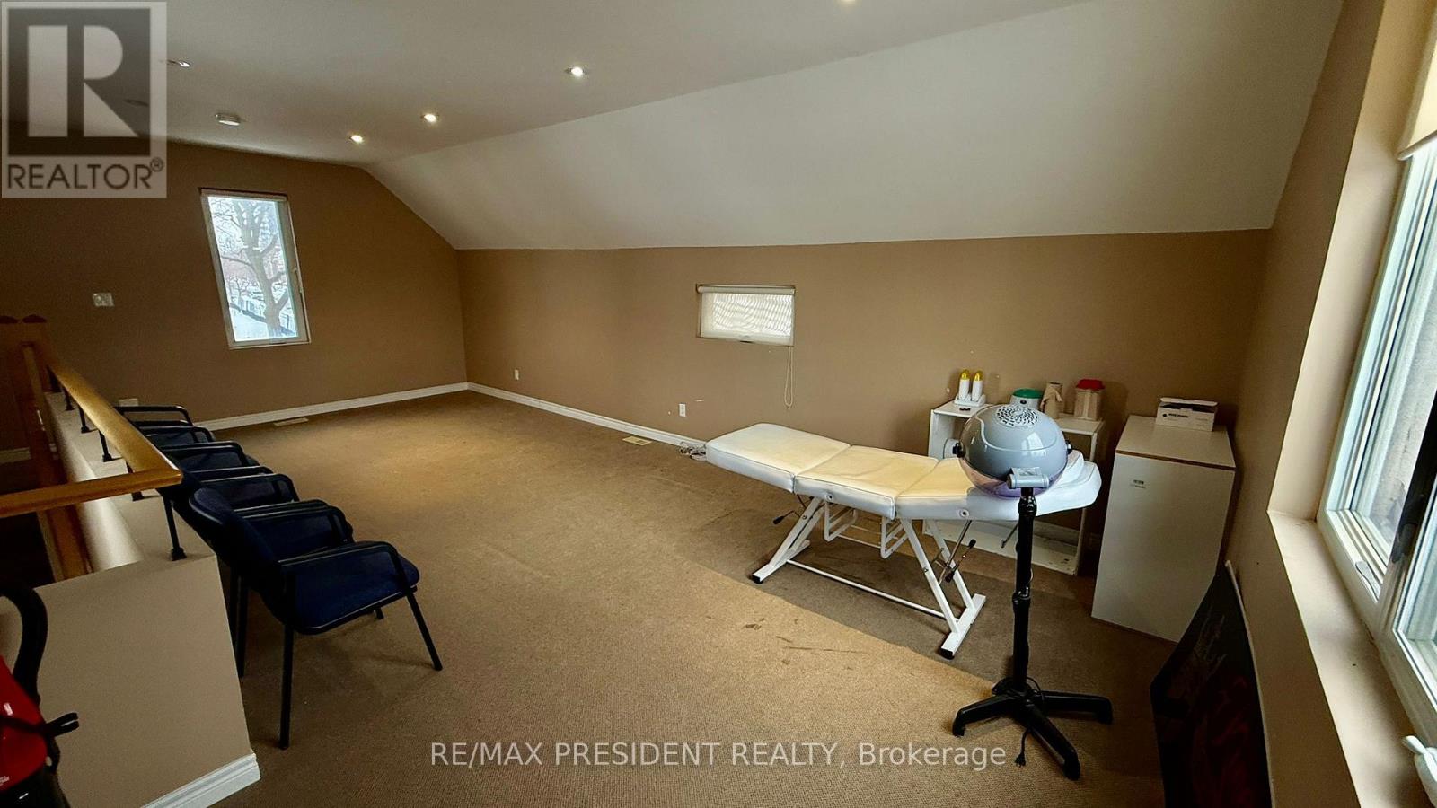 159 Queen Street W, Brampton, Ontario  L6Y 1M4 - Photo 8 - W12783076