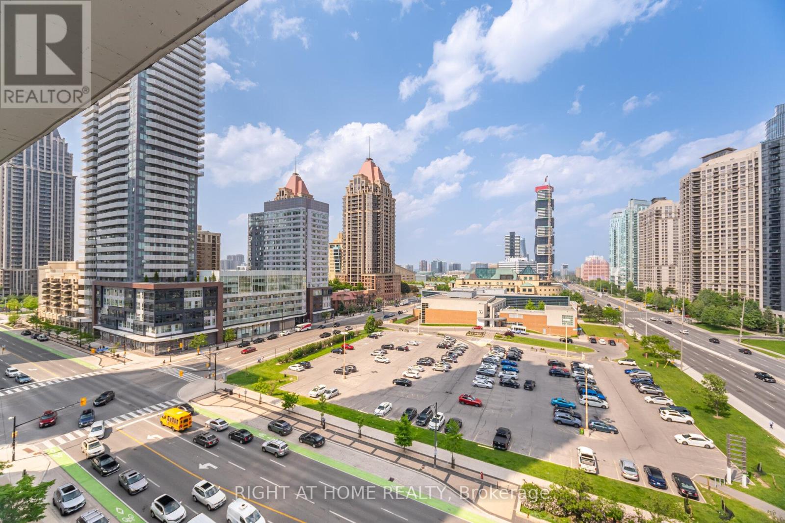 715 - 4011 Brickstone Mews, Mississauga, Ontario  L5B 0G3 - Photo 9 - W12783078