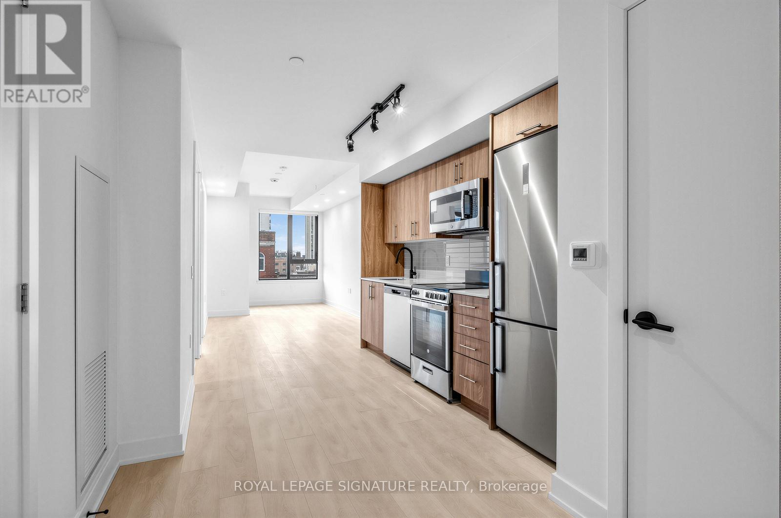 307 - 758 Dovercourt Road, Toronto, Ontario  M6H 2X2 - Photo 3 - W12783086